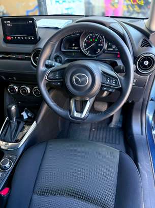 Mazda demio   petrol image 7