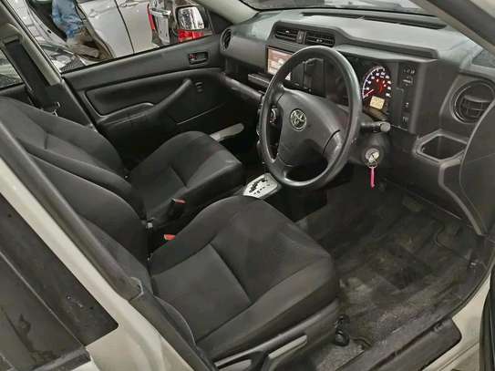 Toyota succeed pearl white image 2
