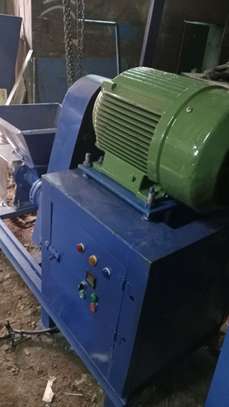 Sawdust briquette machine image 5