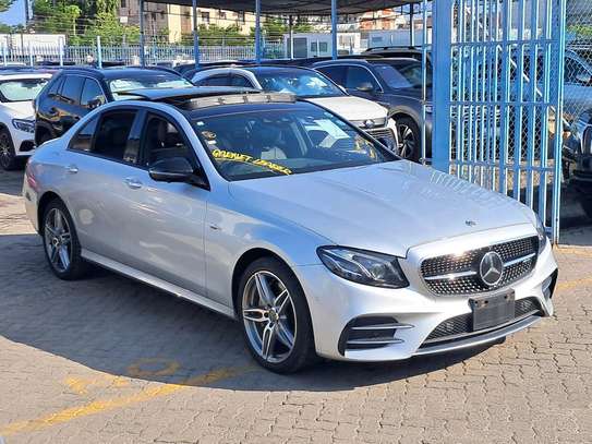 Mercedes  Benz E53 image 8