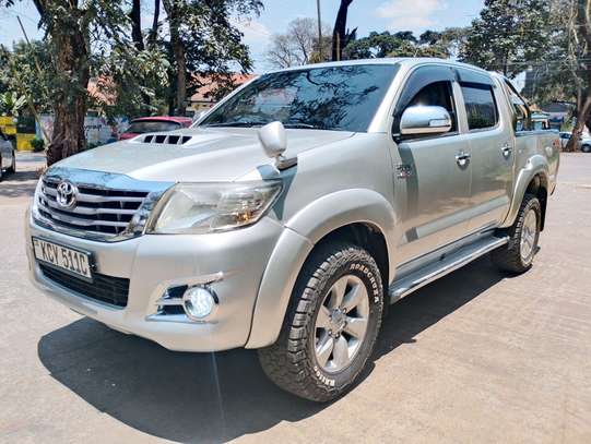 TOYOTA HILUX DOUBLE CAB AUTOMATIC 2013 MODEL image 5