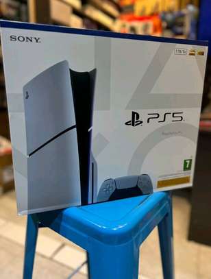 PS5 Slim image 3