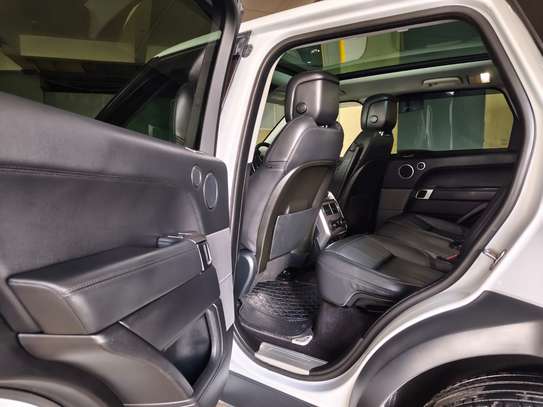 RANGE ROVER SPORT 2019 3000CC DIESEL 134,000 KMS image 6