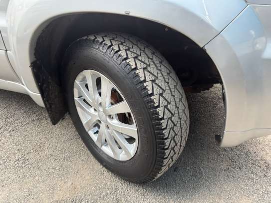 Ford ESCAPE XLT SUV Automatic 2.2L Petrol 4WD image 7