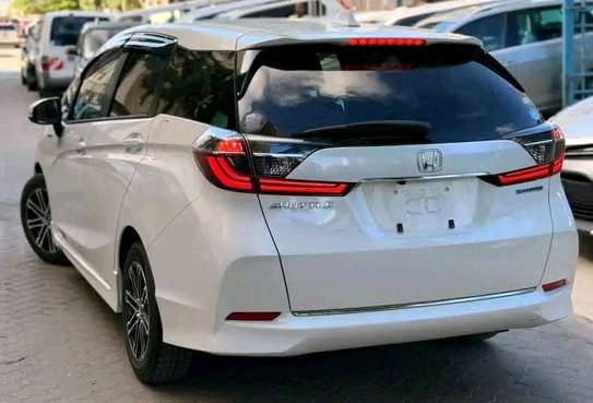 HONDA SHUTTLE HYBRID,2019,2wd,hire purchase accepted image 5