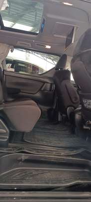 Toyota Vellfire Executive Grade sunroof 2018 image 7