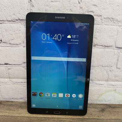 Samsung Galaxy Tab E 10.1" WiFi Tablet 2GB RAM 16GB Storage image 4