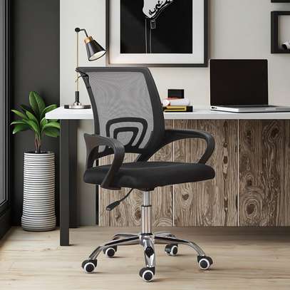Office Chair: Ergonomic Mesh Office Chair In Ibanda image 3