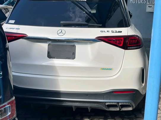MERCEDES GLE 63S 2021MODEL PETROL SUNROOF image 6