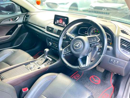 MAZDA AXELA 2017MODEL SUNROOF DIESEL image 9