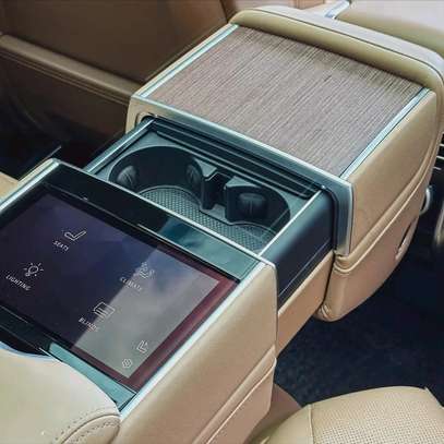 Land Rover Vogue Autobiography 2023 image 7