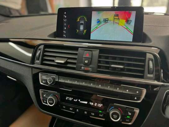 BMW 118i Black 2018 image 5