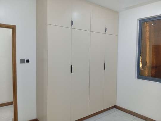 3 Bed Apartment with En Suite at Bombolulu image 8