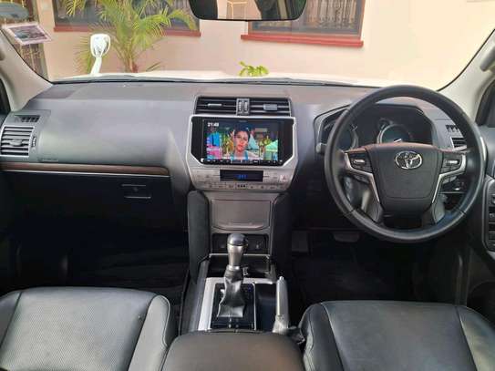 Toyota land Cruiser Prado TX petrol 2018 image 10