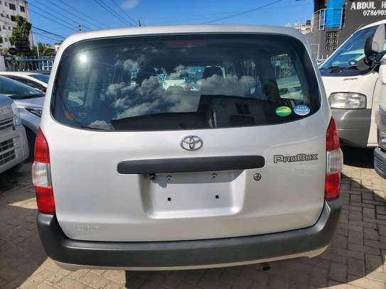 Toyota probox newshape image 6