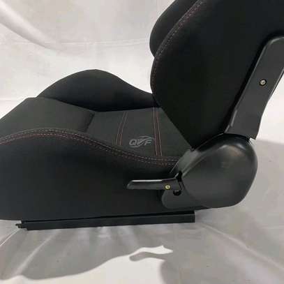 Universal Adjustable Reclining Car Seats for Sale in Kenya image 3