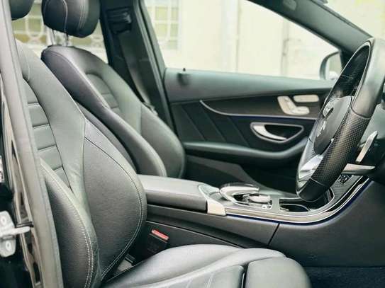 MERCEDES BENZ C200 EQ BOOST SUNROOF 2020MODEL image 7