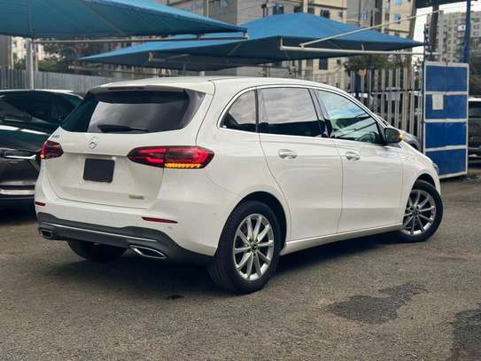 2019 Mercedes Benz B180 image 2