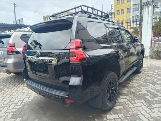 Toyota land Cruiser Prado TX-L Diesel 2018 Black image 4