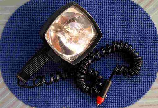 FOR SALE A QUARTZ HALOGEN HANDHELD SPOTLIGHT!! image 2