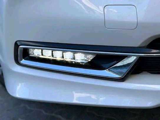 HONDA SHUTTLE HYBRID,2019,2wd,hire purchase accepted image 7