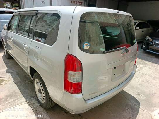Toyota probox Gl image 7