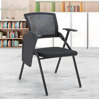 Mesh Ergonomic Fold Chair image 4