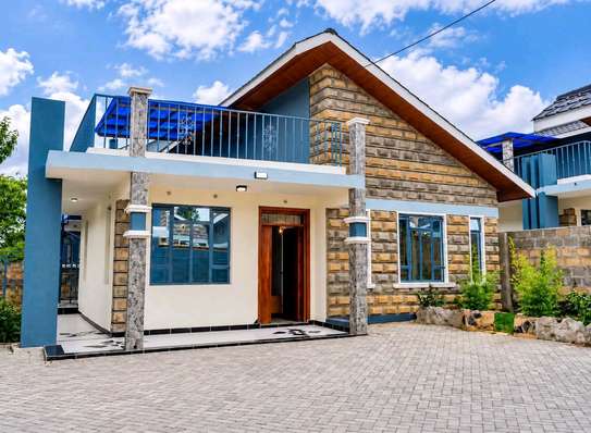 🔥 Executive built 3 bedroom All Ensuite Bungalow for sale 🏡 image 6