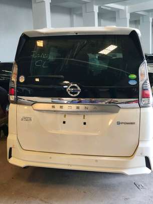 NISSAN SERENA E_POWER image 8