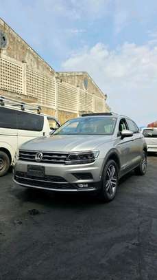 volkswagen tiguan sunroof image 4