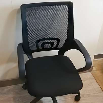 Simple Small Back Clerical Mesh Office Chair image 3