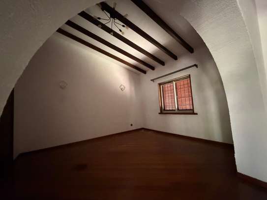 5 Bed House with En Suite at Kanjata Road image 14