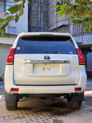 toyota landcruiser tx 2020 model image 2