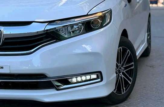 HONDA SHUTTLE HYBRID,2019,2wd,hire purchase accepted image 3