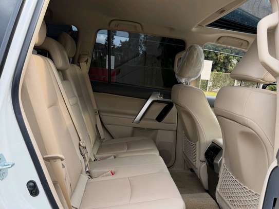 2021 Toyota Land Cruiser Prado TX-L image 6