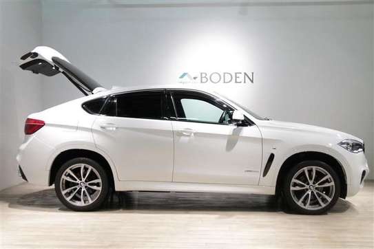 2019 BMW X6 xDRIVE 35i image 10