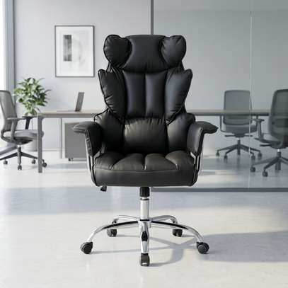 Executive High-Back Leather Chair image 3