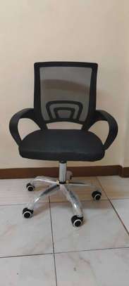 Captain Swivel Secretarial Mesh Office Chair image 4