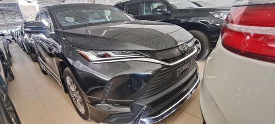 Toyota Harrier Premium sunroof 2020 image 2
