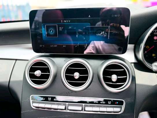 2021 MERCEDES-BENZ C200 image 6