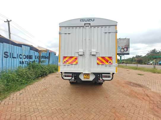 ISUZU NQR image 5