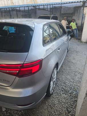 Audi A3 Hatchback Sunroof 2018 image 13
