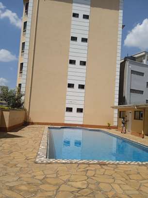 Spacious 3 br apartment + SQ-Kileleshwa. image 9