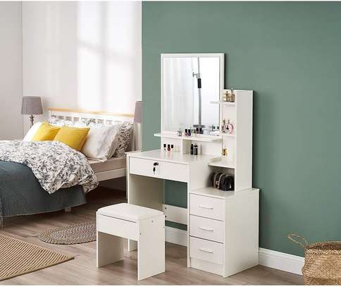White Dressing Table With Mirror image 5