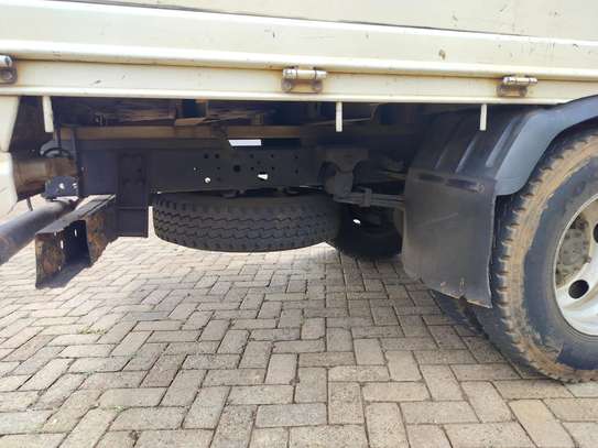 TOYOTA DYNA image 3
