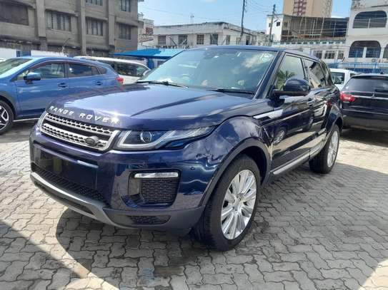 Land Rover  Evogue image 2