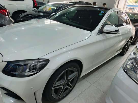 Mercedes Benz C200 2019 image 7