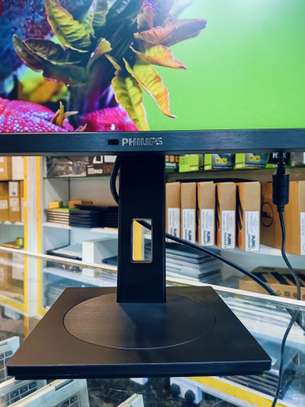 Philips 243B1 24-Inch USB Type-C IPS FHD (1080p) Monitor image 3