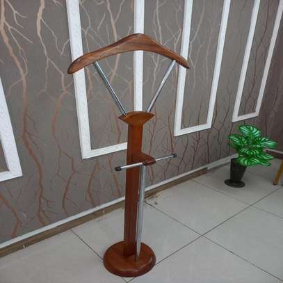 Coat Hangers:Executive Mahogany Coat Hanger In  Kenyenya image 3