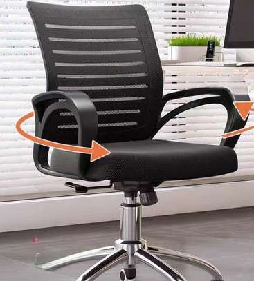 Office chair: Black Ergonomic Swivel Office Seat image 2